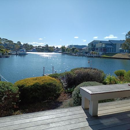 The View - Captains Cove Waterfront Resort Paynesville Exteriör bild